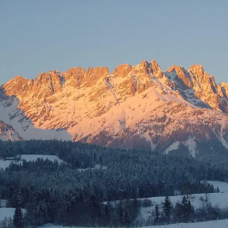Ferienhaus Tirol Апартаменты Зёлль